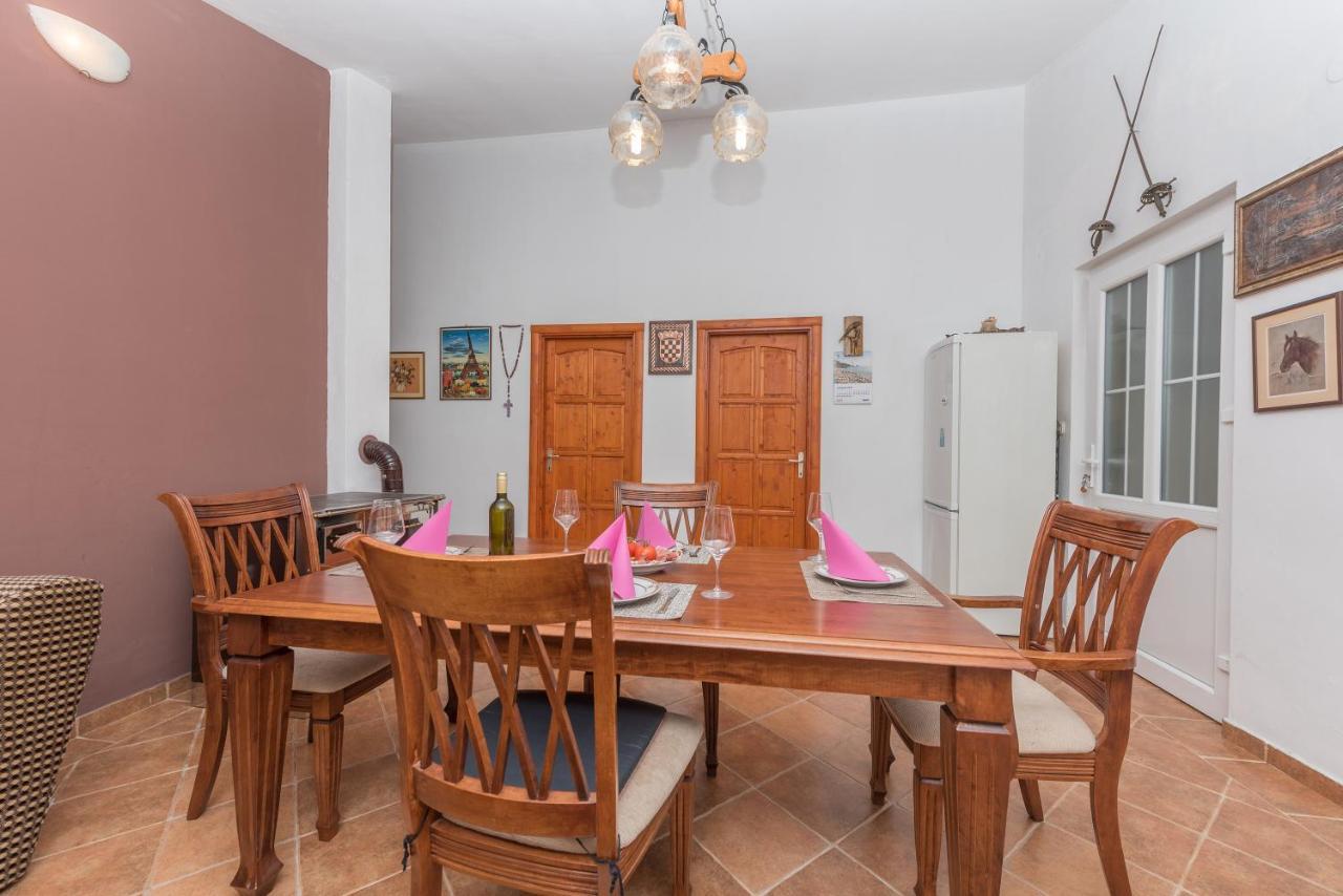 Holiday Home Frane Slivno  Zewnętrze zdjęcie